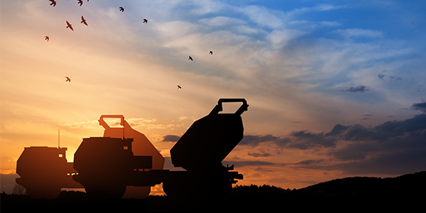 Cooling solutions geared for laser diode arrays, RF amplifiers, and high-peak-power pulses